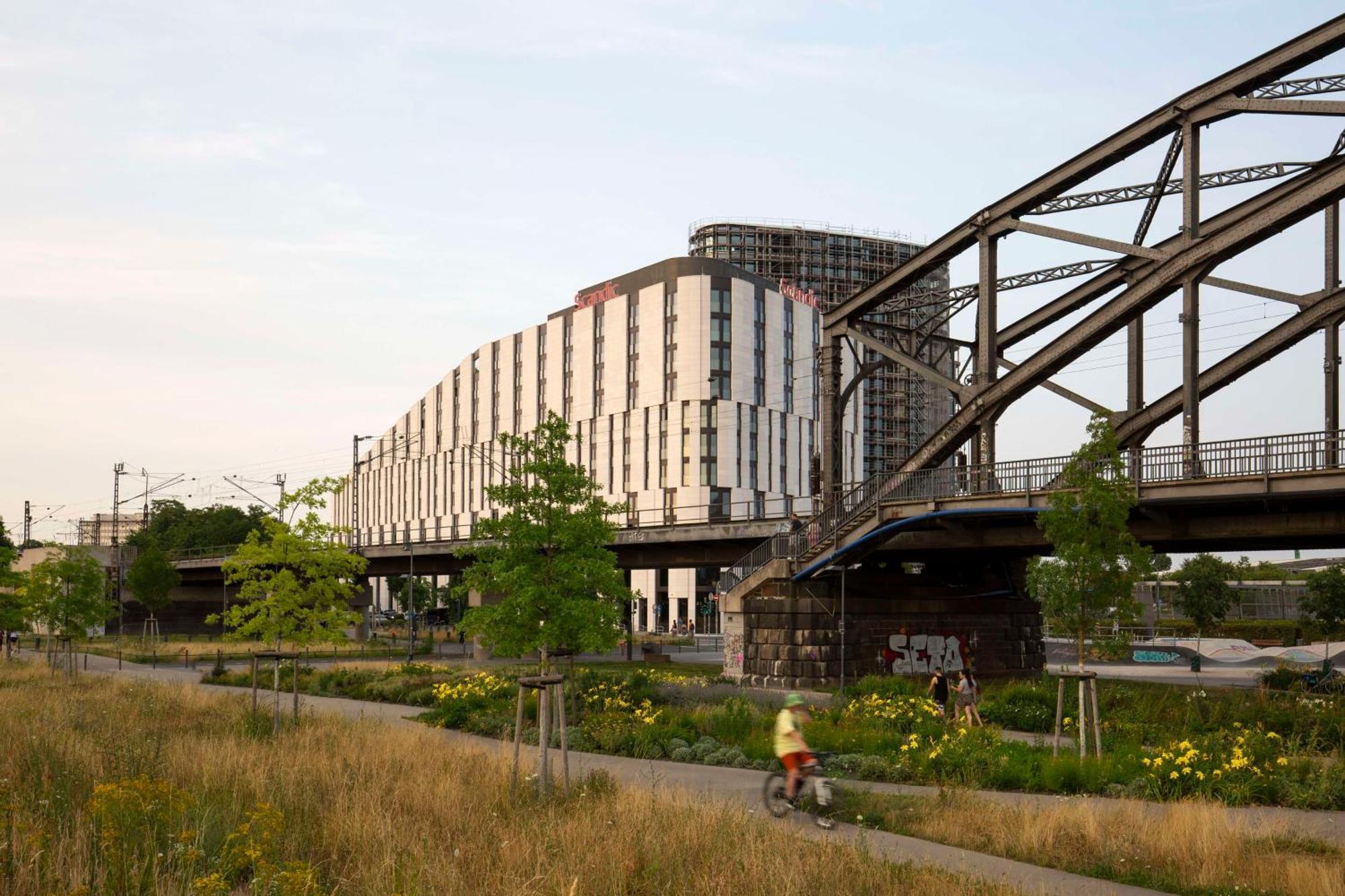 Scandic Frankfurt Hafenpark Frankfurt am Main Eksteriør billede
